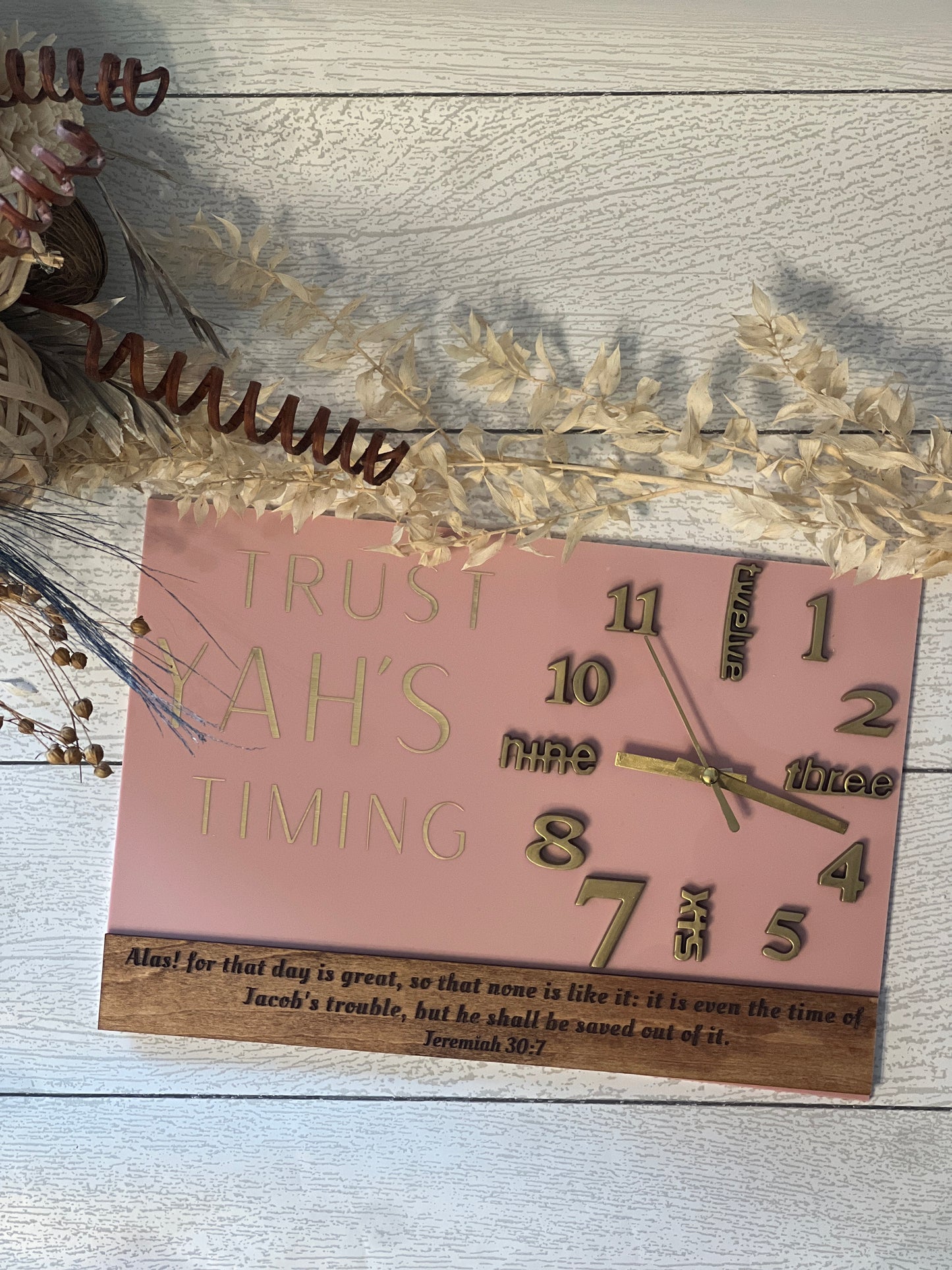 Trust YAH’S Timing Desk Clock